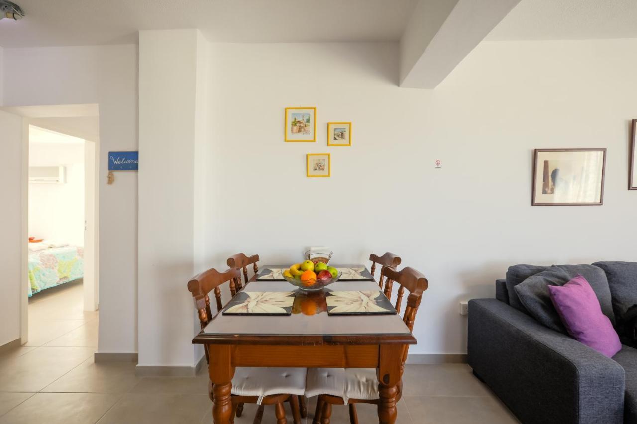 Jimmy'S Flat Apartamento Paralimni Exterior foto